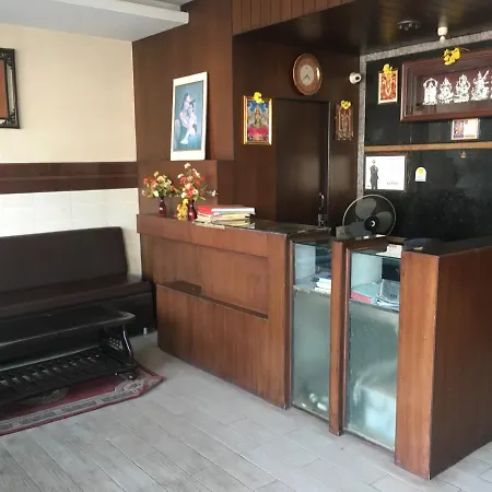 Iroomz Amrutha Residency 3* Hospet