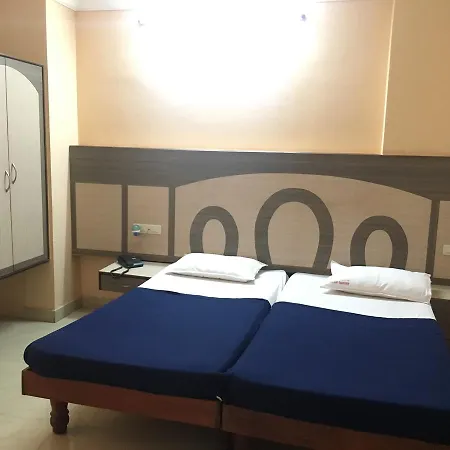 Iroomz Amrutha Residency 3* Hospet