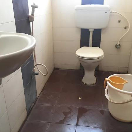 Hotel Iroomz Amrutha Residency 3*